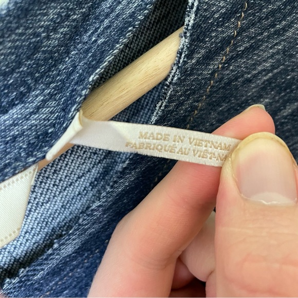 Anthropologie ZOA Denim Chambray Reverse Stitch Short Sleeve Top SZ Medium - Picture 8 of 11